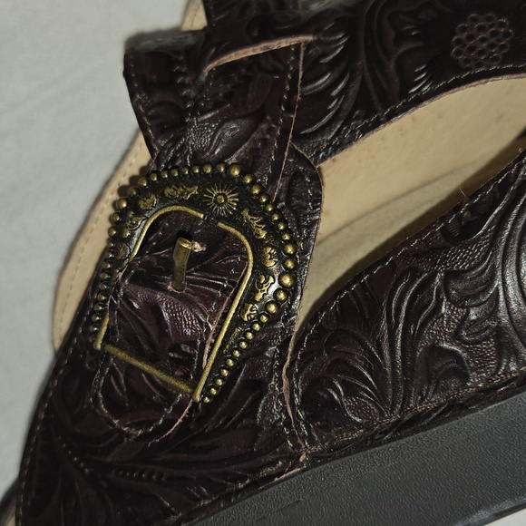 Alegria Black “Hello Doily” Patterned Leather Slip-Resistant Footwear Sz 42 Clog - Picture 6 of 15